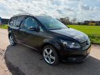 Volkswagen Touran 1.6 TDI Highline BlueMotion 7Persoons/Auto, Auto's, Euro 5, Stof, Gebruikt, Zwart