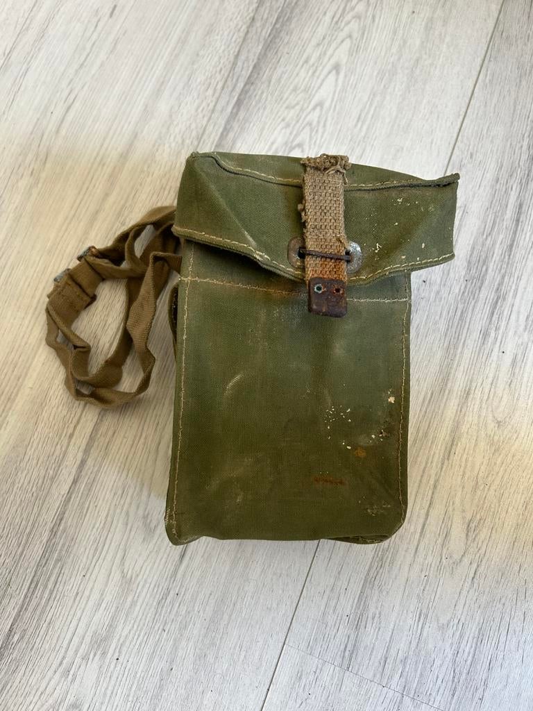 Schuurvondst britse gasmasker tas wo2, Verzamelen, Militaria | Tweede Wereldoorlog, Ophalen of Verzenden, Engeland, Overige typen
