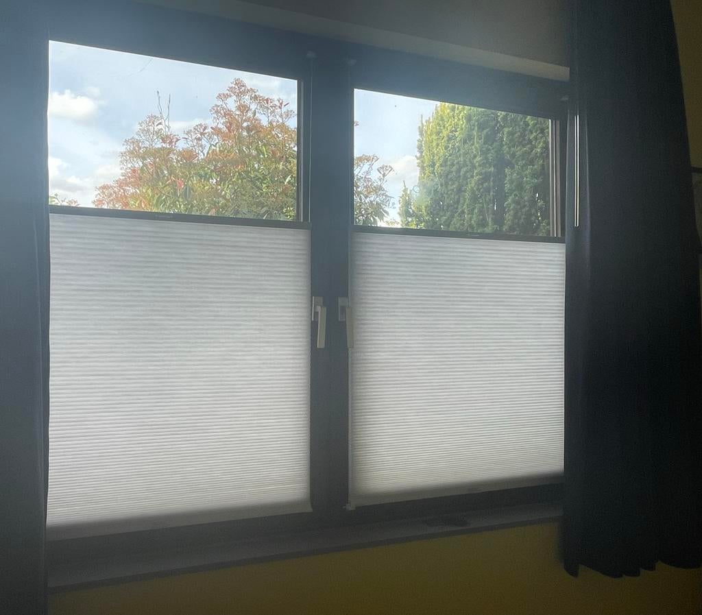 Veneta plissé gordijn wit 2x (1 jaar oud), Ophalen, 50 tot 100 cm, Zo goed als nieuw, Wit