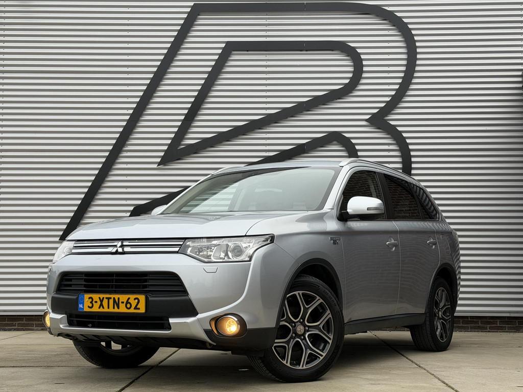 Mitsubishi Outlander 2.0 PHEV Executive Edition X-Line 1e Ei, Auto's, Mitsubishi, 1998 cc, Euro 6, 4 cilinders, Leder en Stof