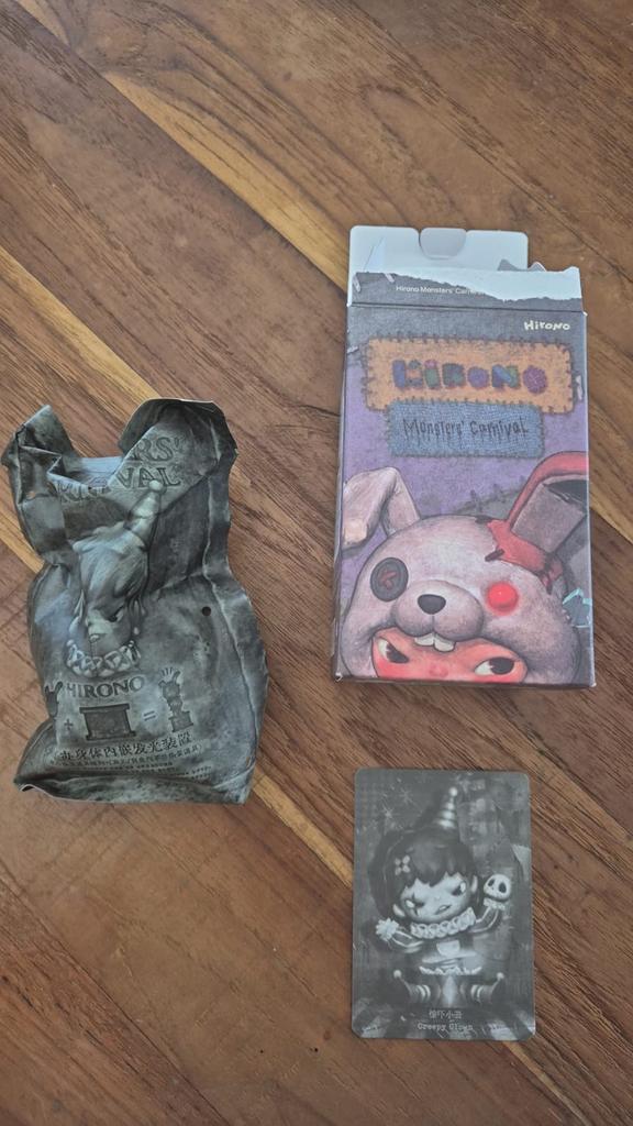 Hirono Monsters Carnaval Creepy clown Pop Mart, Verzamelen, Poppetjes en Figuurtjes, Ophalen of Verzenden, Nieuw