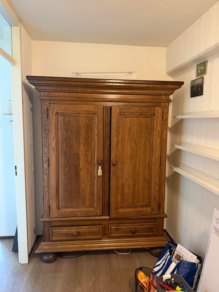 Diverse meubels GRATIS, Antiek en Kunst, Ophalen