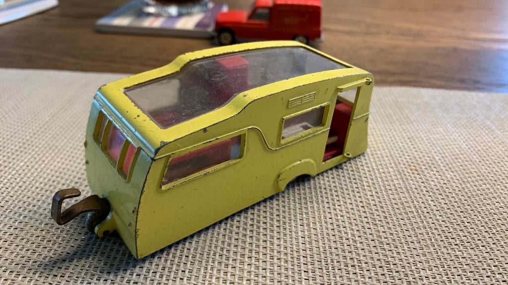 Dinky four berth Caravan, Ophalen of Verzenden, Gebruikt, Auto, Dinky Toys