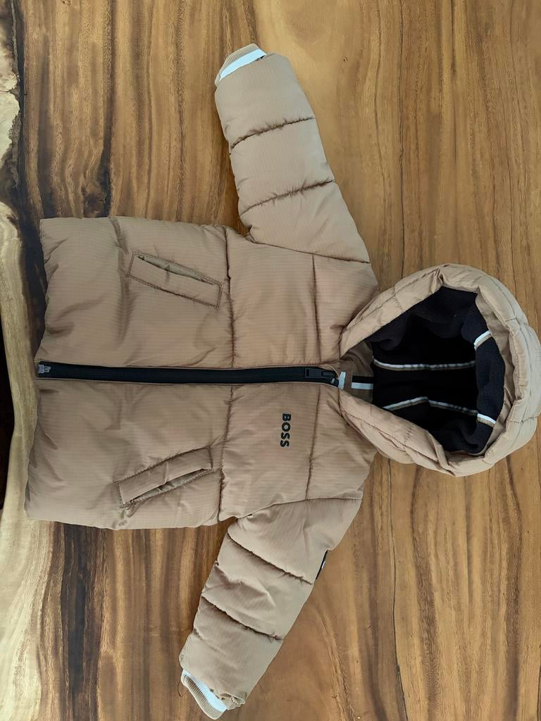 Hugo Boss Winterjas Baby Maat 74, Kinderen en Baby's, Ophalen of Verzenden, Zo goed als nieuw, Jongetje of Meisje, Jasje