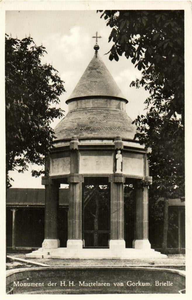 Monument H.H. Martelaren van Gorkum, Brielle - 1950 gelopen, Verzamelen, Ophalen of Verzenden, Voor 1920, Gelopen, Zuid-Holland