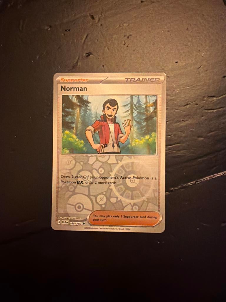 Norman Supporter Trainer Kaart - Pokémon TCG (168/182), Ophalen of Verzenden, Zo goed als nieuw, Losse kaart