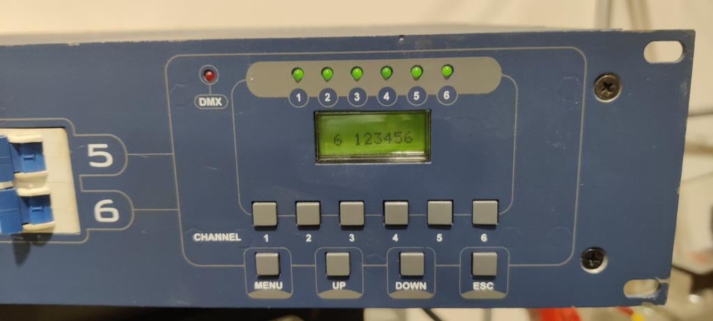 Showtec D-Pack 6 MKII 6-kanaals DMX Dimmer Pack, Ophalen, Gebruikt, Licht