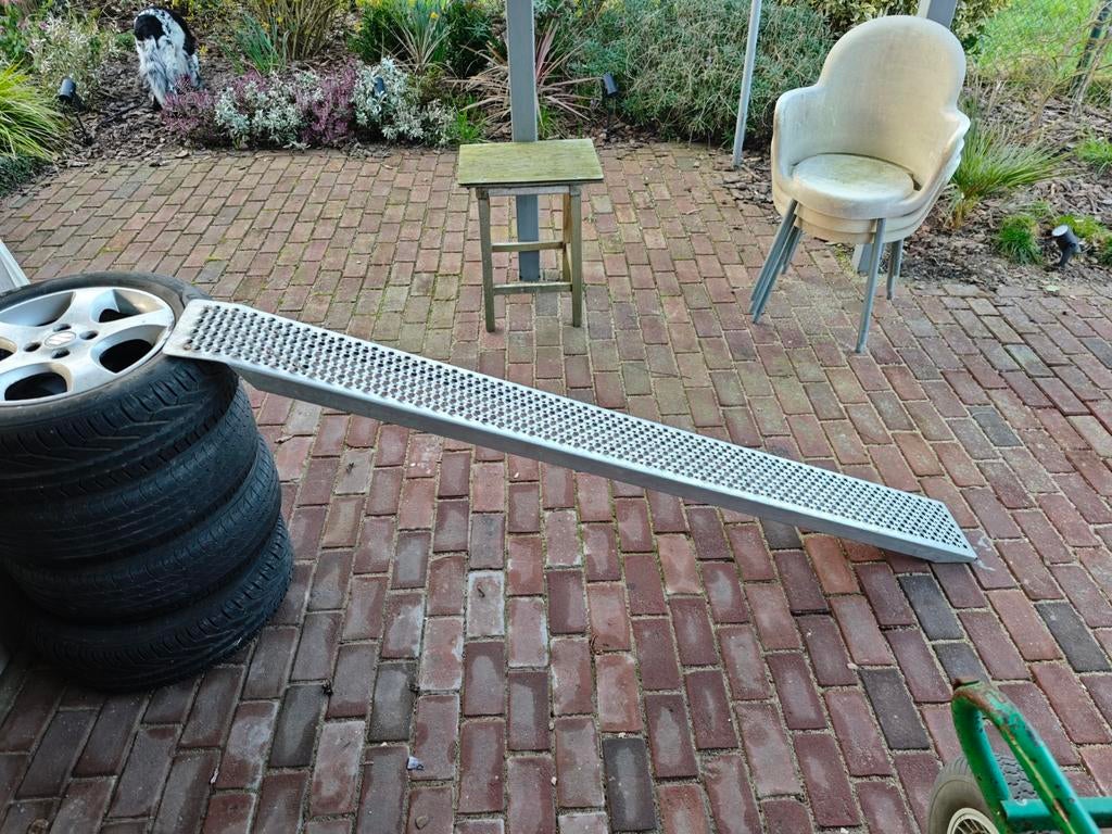 Aluminium Oprijplaat - Lichtgewicht en Duurzaam, Ophalen of Verzenden