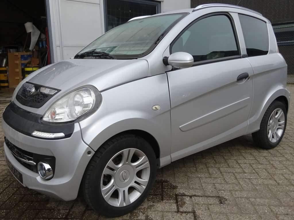 microcar 45 km brommobiel, Ophalen, 16 km/u of meer, 46 km of meer, Gebruikt