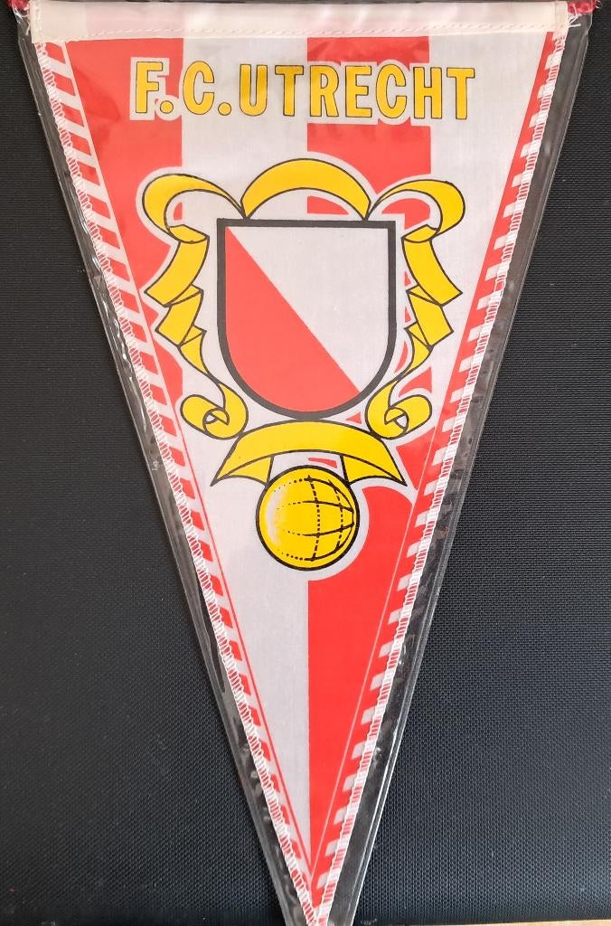 FC Utrecht jaren 70, Ophalen of Verzenden, Zo goed als nieuw, F.C. Utrecht, Vaantje of Sjaal