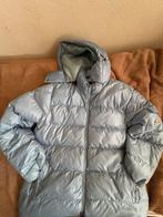 Lichtblauwe Moncler jas met scheur in linkerzak, Kleding | Dames, Jassen | Winter, Ophalen, Gedragen, Maat 38/40 (M), Blauw