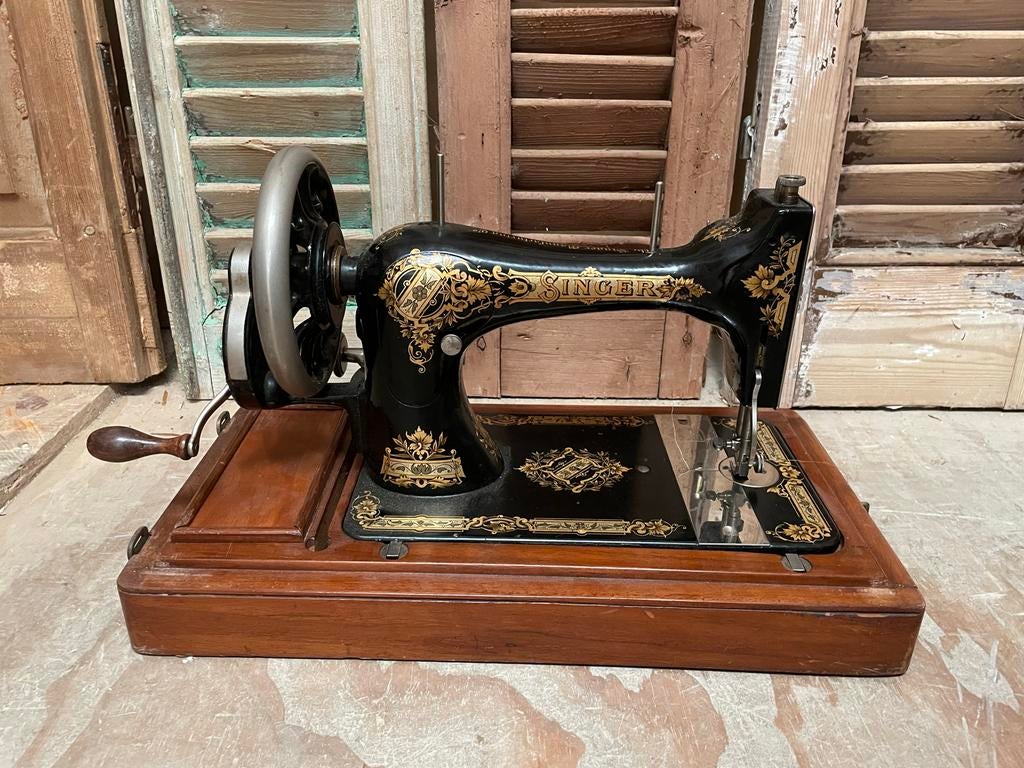 Antieke Singer Naaimachine - Decoratief en Functioneel, Antiek en Kunst, Ophalen of Verzenden