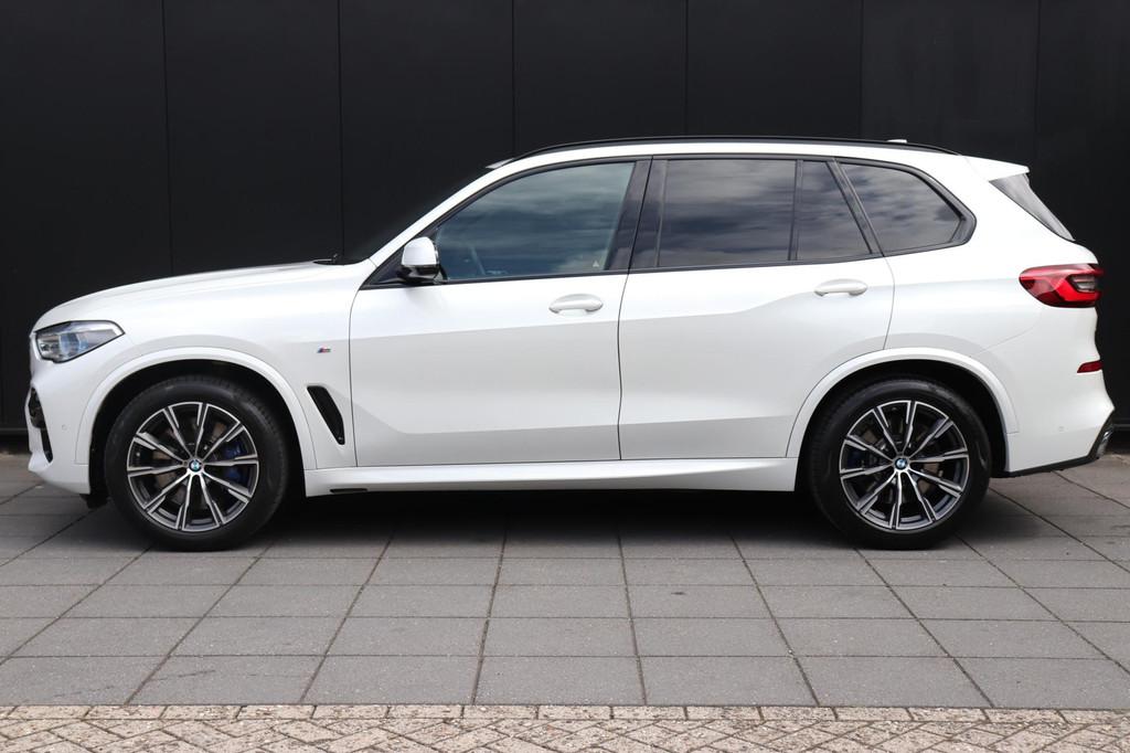 BMW X5 xDrive40i High Exe. M SPORT | PANO-DAK | LEER | APPLE, Automaat, Gebruikt, Vierwielaandrijving, 129 €/maand