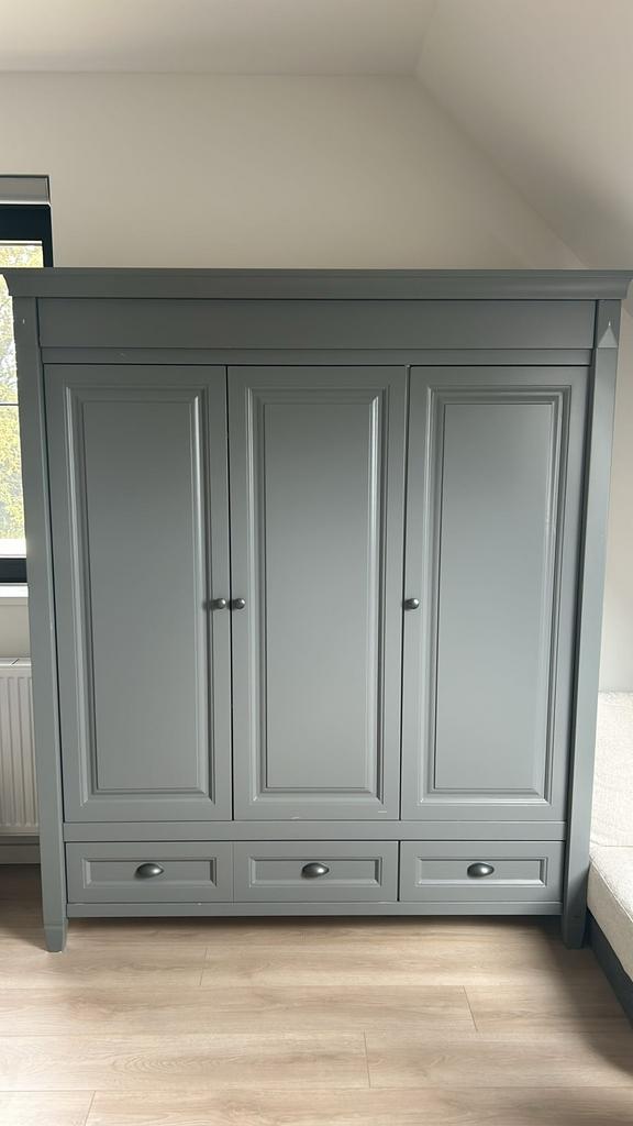 Kast babykamer kinderkamer, Ophalen, Zo goed als nieuw, 25 tot 50 cm, 150 tot 200 cm