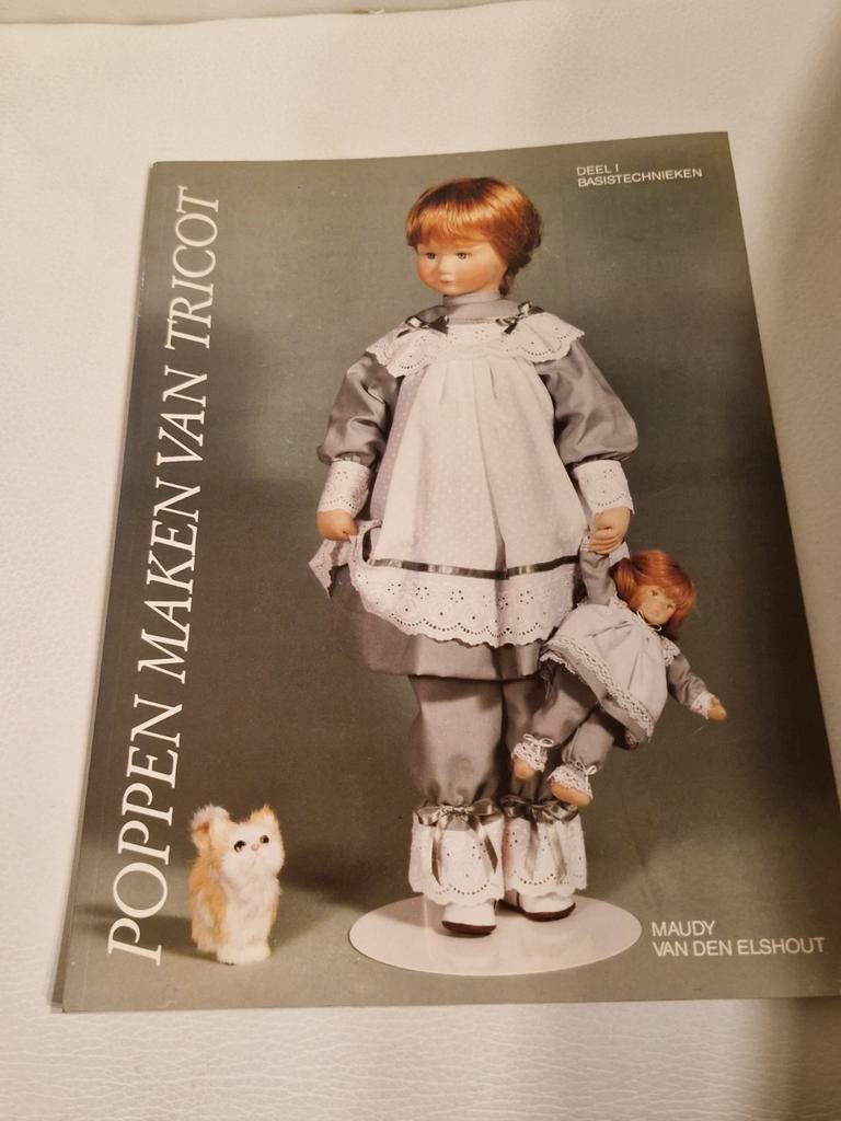 Poppen maken van tricot boek, Ophalen of Verzenden