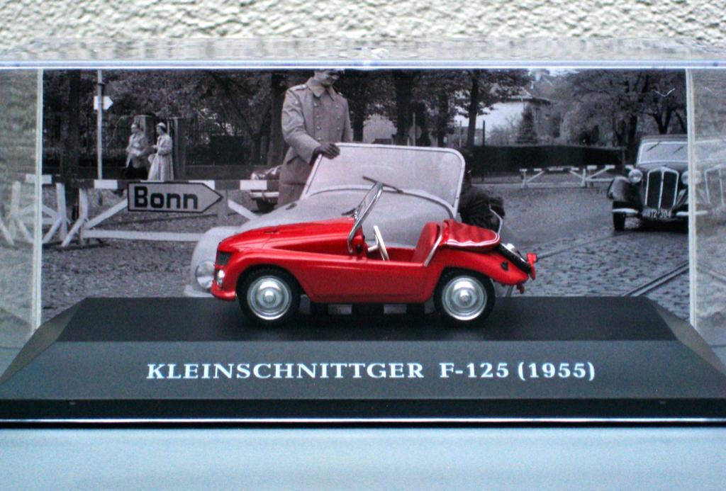 RELIANT ROBIN VAN 1/43 1977 EUR 17,00 - FR