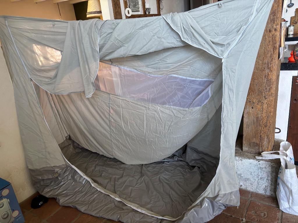 Binnentent, Ophalen, Zo goed als nieuw