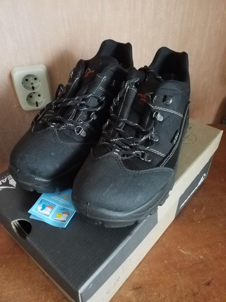 Zo goed als nieuw wandelschoenen maat 44, Sport en Fitness, Bergsport en Wandelen, Ophalen of Verzenden, Zo goed als nieuw, Schoenen