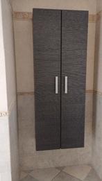 Badkamerkast, donker grijs/bruin, Ophalen, (Half)hoge kast, Minder dan 50 cm, Zo goed als nieuw