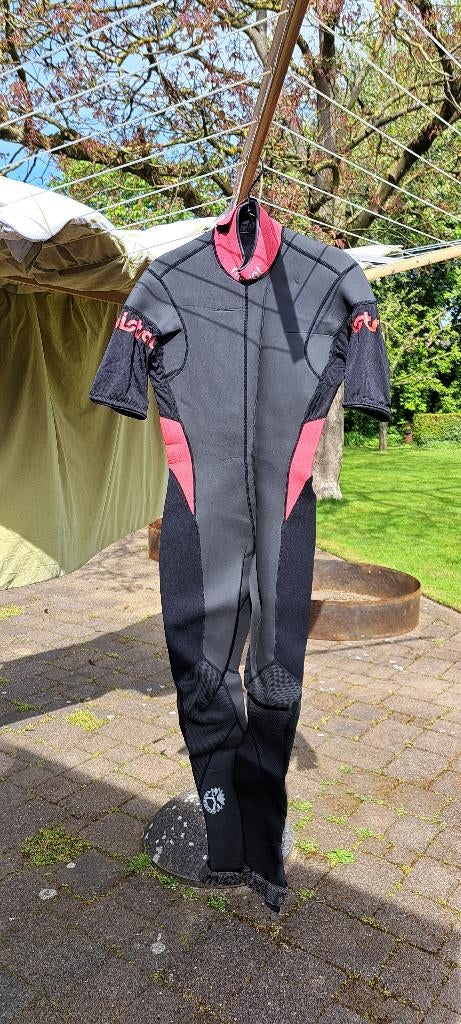 Mistral wetsuit, Ophalen, Wetsuit, Mistral, Zo goed als nieuw