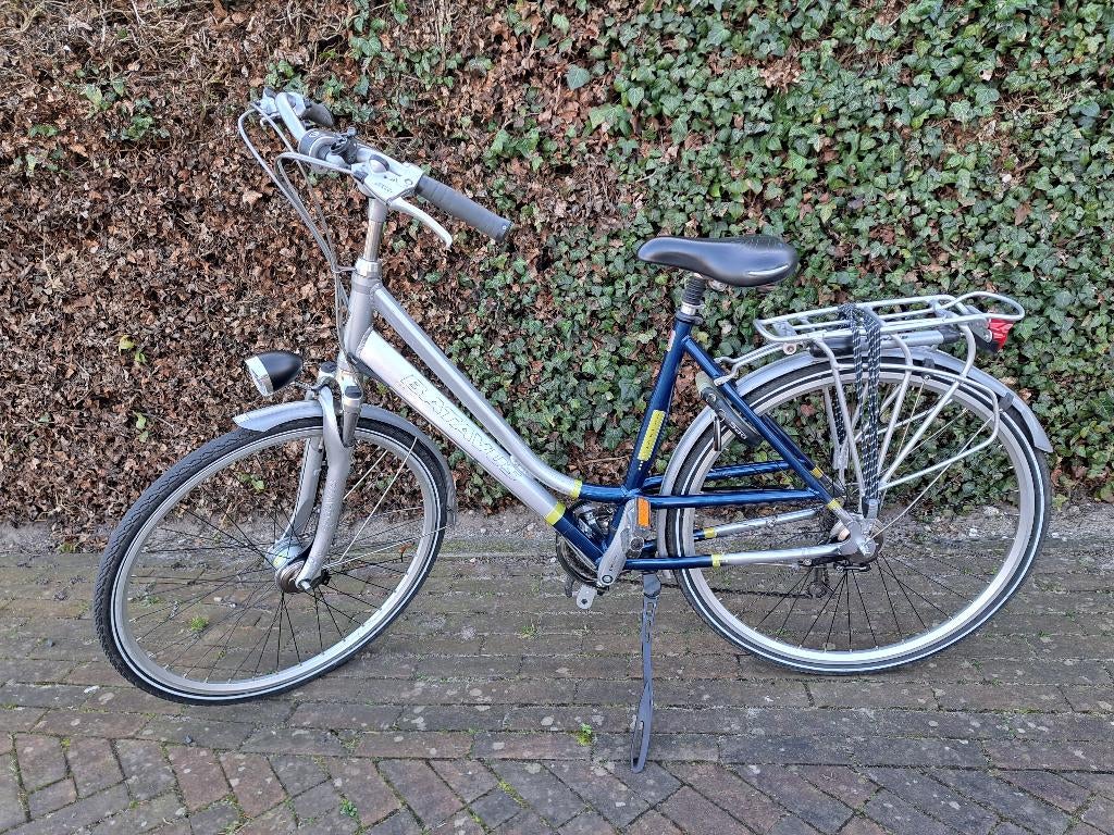 Batavus damesfiets, Fietsen en Brommers, Fietsen | Dames | Damesfietsen, Gebruikt, Batavus, Versnellingen, 53 tot 56 cm, Velgrem