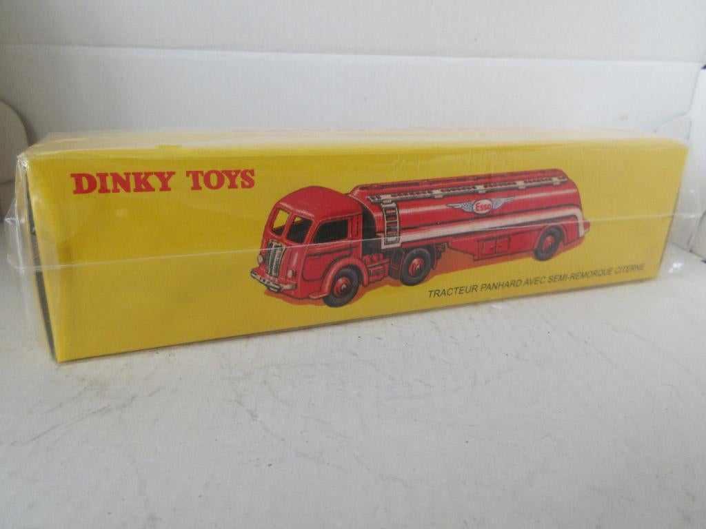 Dinky Toys Atlas Panhard Esso Tanker nr. 32c, Ophalen of Verzenden, Nieuw, Bus of Vrachtwagen, Dinky Toys