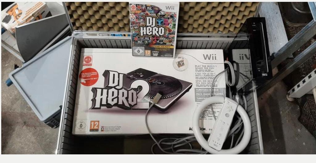 spelcomputer Wii set met DJ Hero 2 turntable, Spelcomputers en Games, Ophalen, Gebruikt, ., .