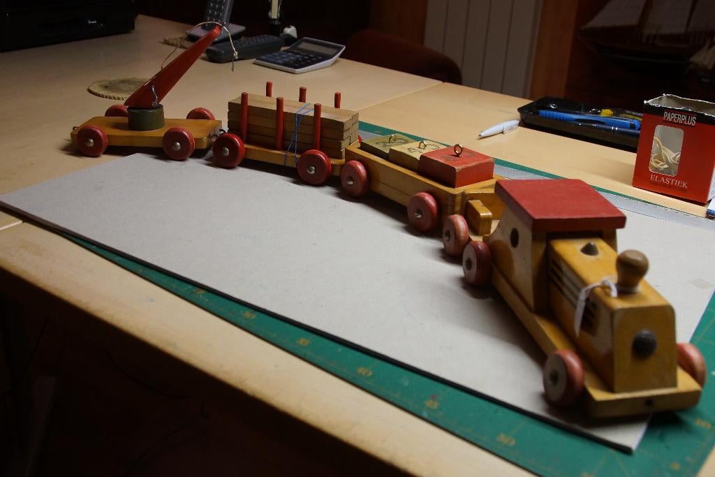 SIO houten trein, Ophalen of Verzenden, Gebruikt, Duw- of Trekspeelgoed