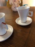 2 kop en schotels Nescafe Dolce Gusto, Ophalen, Zo goed als nieuw, Porselein, Kop en/of schotel