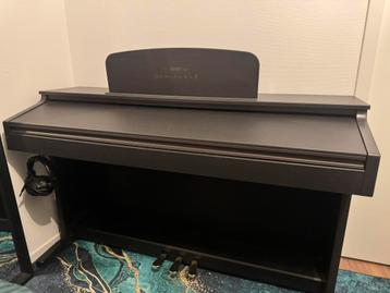 Hemingway digitale piano beschikbaar voor biedingen