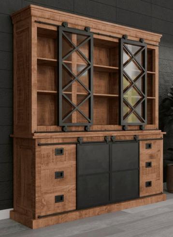 Groote Kast mangoe hout 200x220 cm  beschikbaar voor biedingen