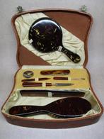 Retro reisnecessaire, compleet en netjes, Ophalen of Verzenden, Persoonlijke verzorging