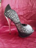 Satijnstof stiletto's off toe met zilvertinten mt 38,5, Ophalen, Pumps, Zwart, Nieuw