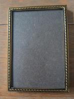 Oud goudkleurig fotolijstje - 9,5 x 13,5 cm, Antiek en Kunst, Ophalen of Verzenden