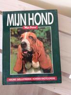 Te koop aangeboden drie boeken over hondenrassen., Boeken, Ophalen, Zo goed als nieuw, Honden