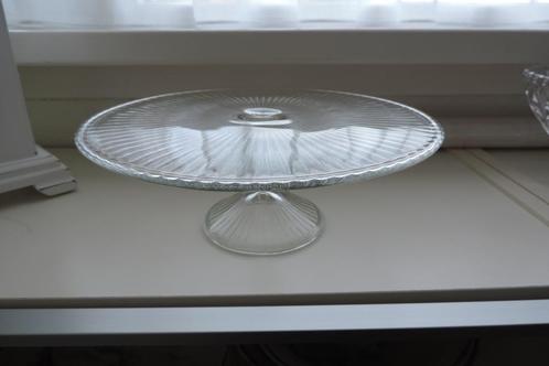 Nieuwe glazen taartschaal, doorsnee 22,5 cm, Huis en Inrichting, Keuken | Servies, Nieuw, Glas of Glazen, Overige stijlen, Glas