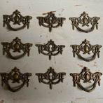 6 greepjes en 3 slotplaatjes *tres jolie Duiven*, Verzenden