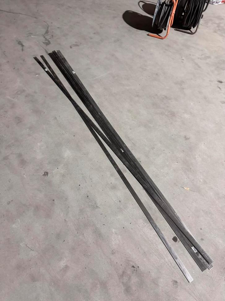 RVS Plaatstrips 2m x 2.5cm, Doe-het-zelf en Verbouw, Metalen, Gebruikt, Overige metalen, Ophalen