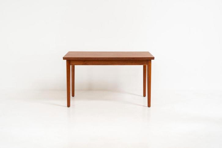 Vintage uitschuifbare eettafel van Henning Kjaernulf, Antiek en Kunst, Antiek | Meubels | Tafels, Ophalen of Verzenden
