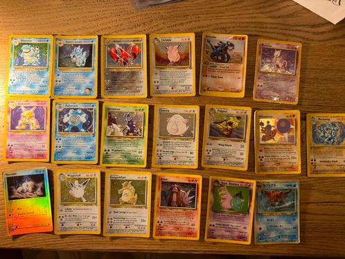 Oude pokemon kaarten, allemaal glimmend, Hobby en Vrije tijd, Verzamelkaartspellen | Pokémon, Gebruikt, Meerdere kaarten, Foil