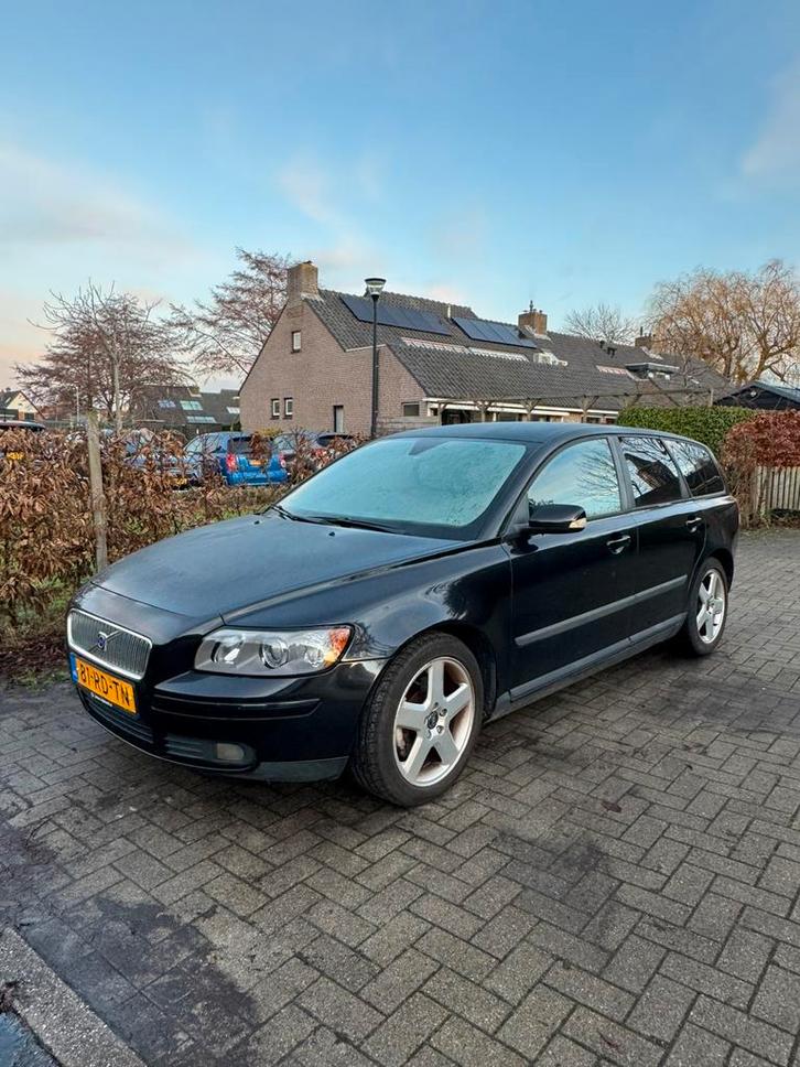Volvo V50 2.4 170PK 2005 Zwart, Auto's, Volvo, Particulier, V50, Benzine, D, Stationwagon, Handgeschakeld, Origineel Nederlands