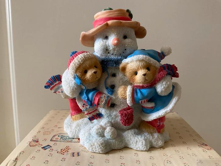 Cherished teddies Frank en Helen kerst winter doos certifica, Verzamelen, Beren en Cherished Teddies, Zo goed als nieuw, Ophalen of Verzenden