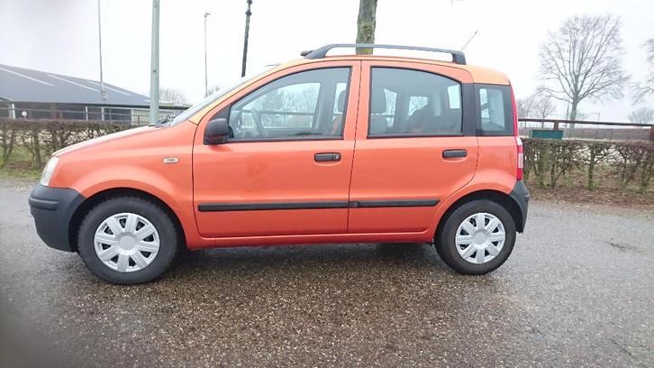Fiat Panda 1.2 60PK 2009 Lage km A/C Apk mrt 2027, Auto's, Fiat, Particulier, Panda, Airbags, Airconditioning, Bluetooth, Boordcomputer