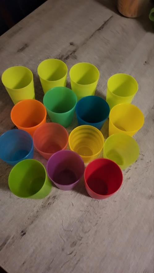 Kleurrijke Bekers Set, Caravans en Kamperen, Kampeeraccessoires, Gebruikt, Ophalen