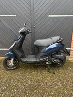 Piaggo Zip 4 takt, Fietsen en Brommers, Scooters | Piaggio, Maximaal 45 km/u, Zip, Ophalen of Verzenden, Zo goed als nieuw