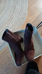 Nalini suède halfhoge laarsjes. Bruin. Rits. Maat 39, Kleding | Dames, Schoenen, Ophalen of Verzenden, Zo goed als nieuw, Bruin