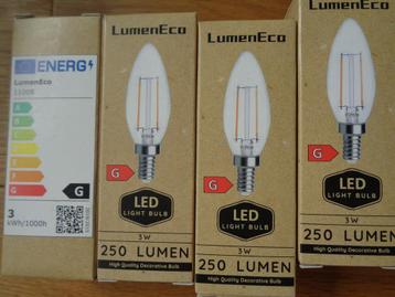 4 LED Lampen LUMENECO 3W 250 LUMEN kleine fitting E14 beschikbaar voor biedingen