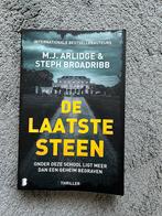 Zgan M.J. Arlidge & Broadribb De Laatste Steen, Boeken, Ophalen of Verzenden, Zo goed als nieuw, M.J. Arlidge, Nederland