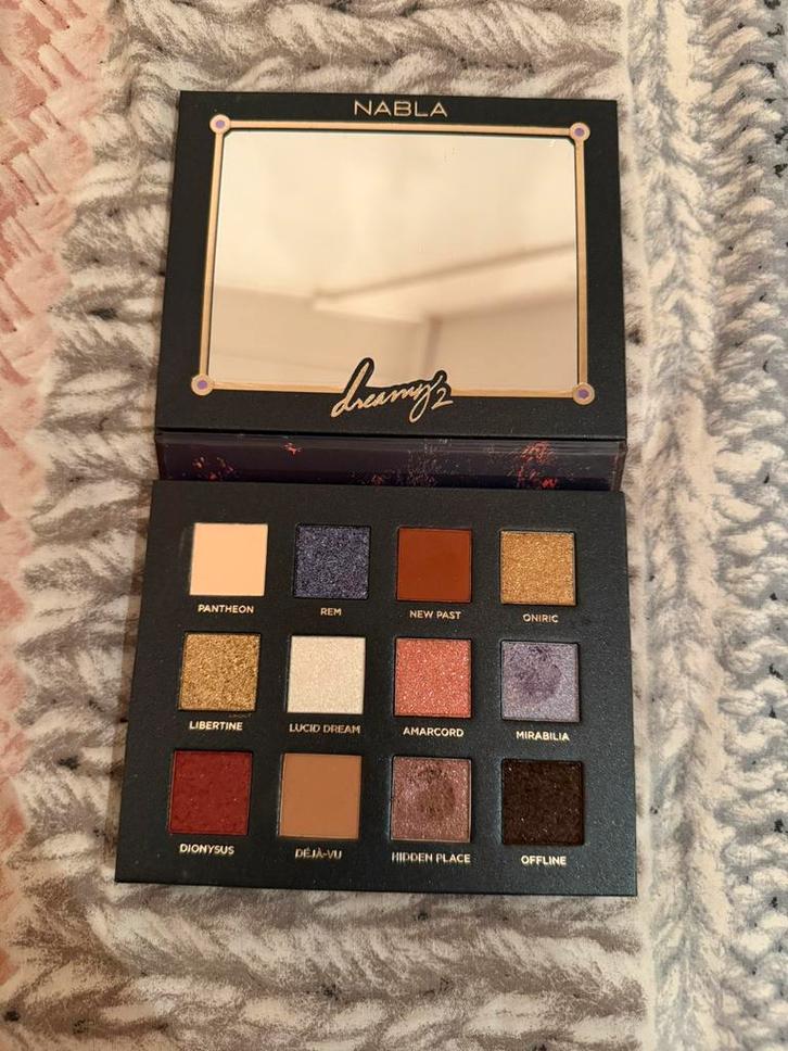 Nabla Dreamy 2 eyeshadow palette, Sieraden, Tassen en Uiterlijk, Uiterlijk | Cosmetica en Make-up, Zo goed als nieuw, Ogen, Ophalen of Verzenden