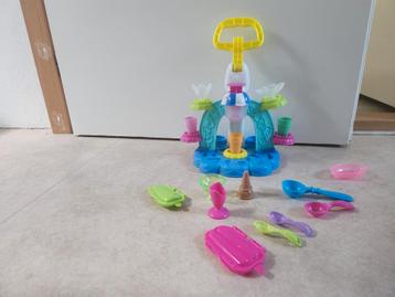 Play-Doh Ijsmachine Set beschikbaar voor biedingen
